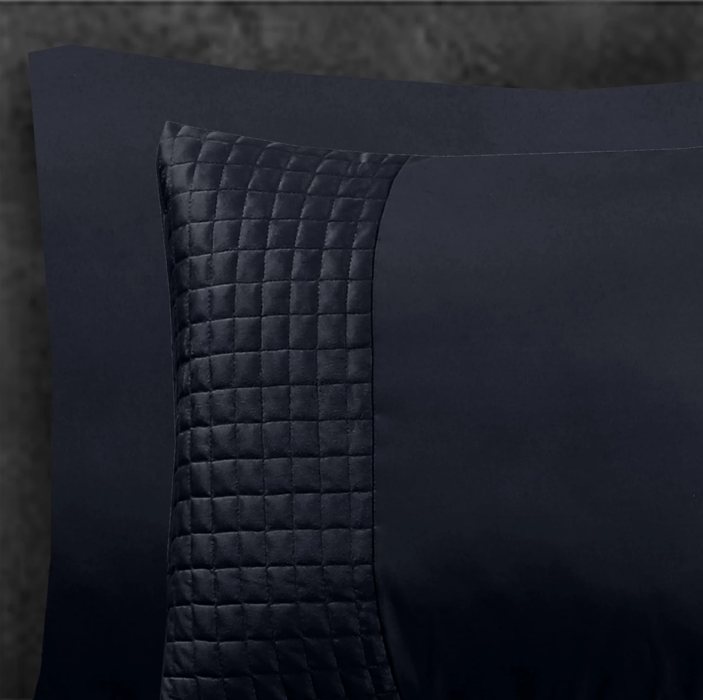 Luxe Microfiber Kussensloop met Velvet Band - Zwart