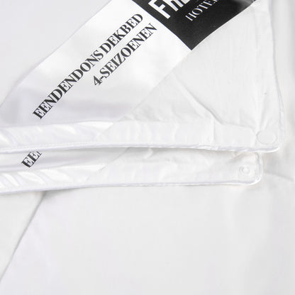 90% Eendendons Dekbed Wit 4-Seizoenen