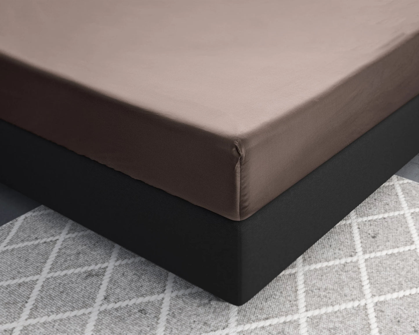 Primaviera Deluxe Katoensatijnen Hoeslaken – Taupe